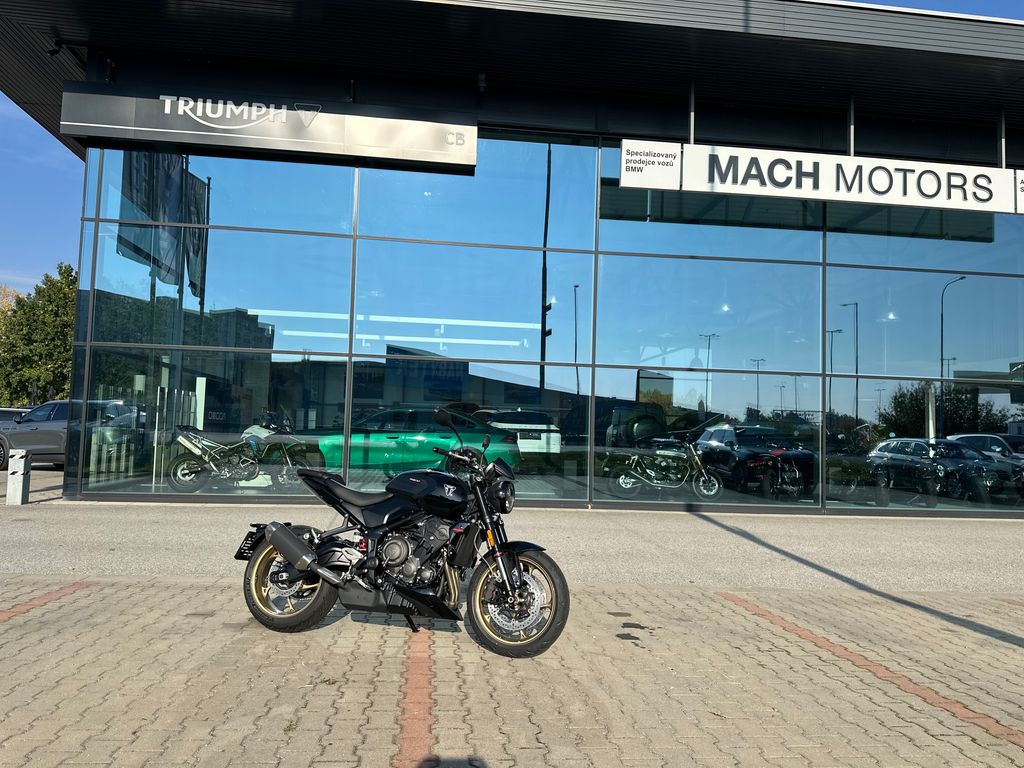 Triumph Trident 800