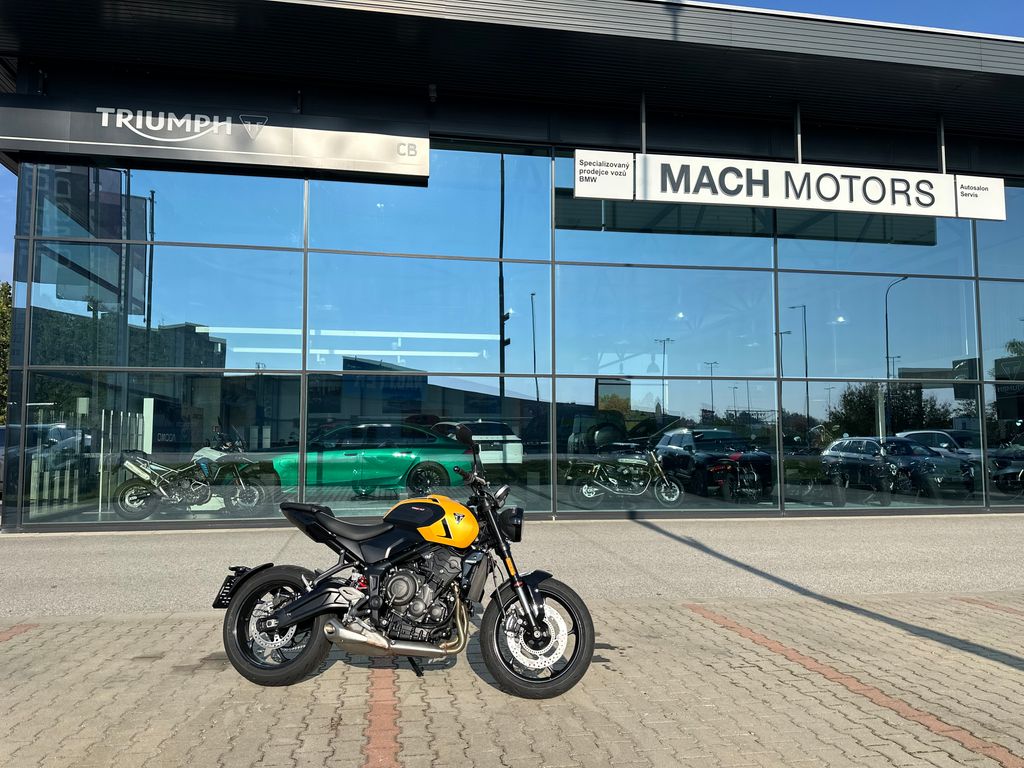Triumph Trident 660